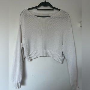 ARITZIA WHITE SWEATER